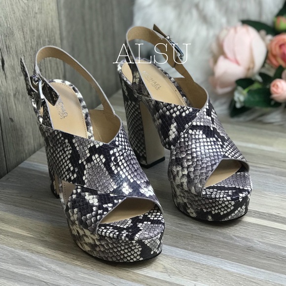 Michael Kors Mariana Sling Embossed LE Natural W - Picture 2 of 6